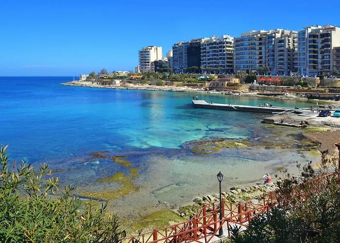 Valletta&Harbour Views Apartment in Central Sliema