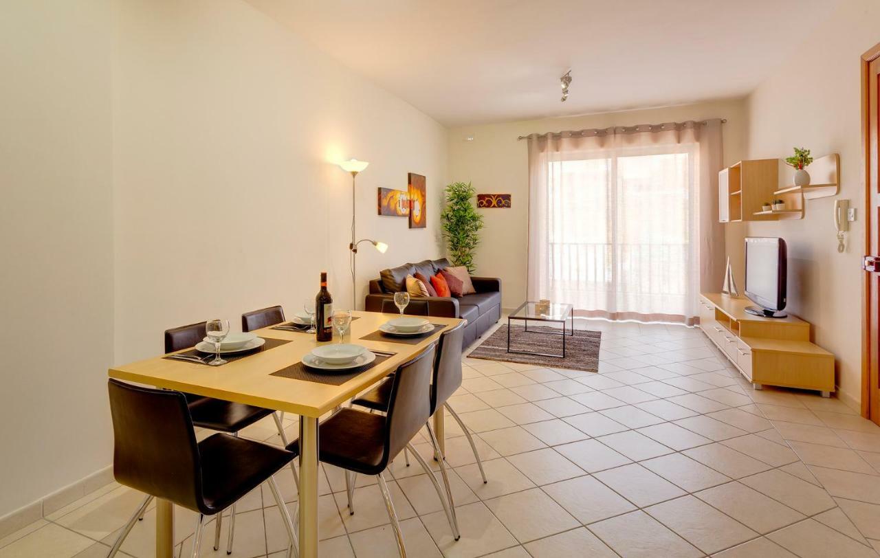Spacious, Location Sliema